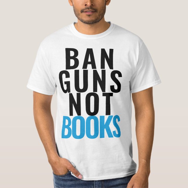CAMISETA PROHIBIR ARMAS NO LIBROS (Anverso)