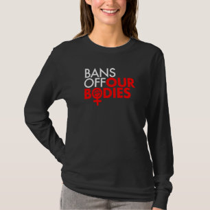 Camiseta Prohibir el puño rojo del poder de las mujeres en