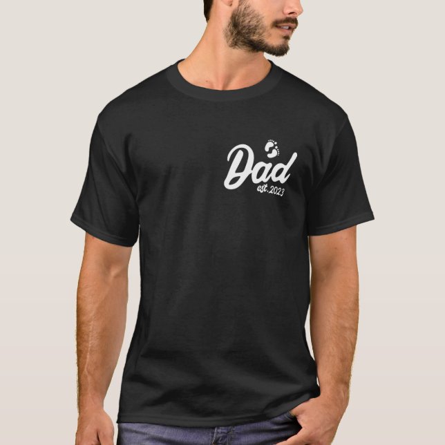 Camiseta Promocionado A Daddy Est 2023 Pocket Dad Pronto Ba (Anverso)