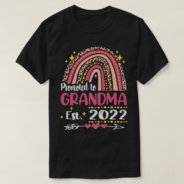 Camiseta Promocionado a la Abuela Este  (Diseño del anverso)