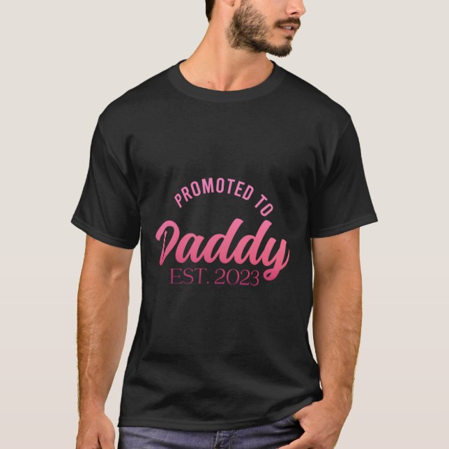 Camiseta Promocionado a Papi fundó 2023 papá Chica rosa t (Anverso)