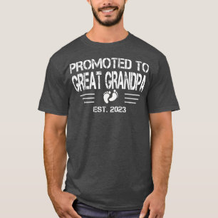 Camiseta Promocionado al Gran Abuelo Este 2023 - Retro Preg