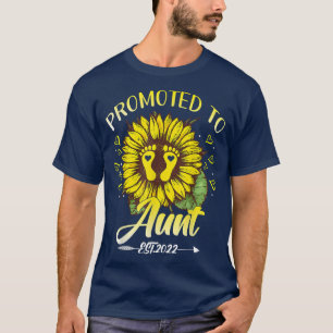 Camiseta Promoted To Aunt Est 2022 Sunflowers T-Shirt