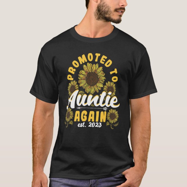 Camiseta Promoted To Auntie Aunt 2023 Again 3 (Anverso)