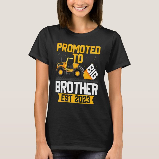 Camiseta Promoted to Big Bro 2023 I Leveled up to Big Broth (Anverso)