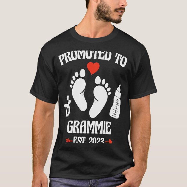 Camiseta Promoted To Grammie 2023 First Time New Grandma Pr (Anverso)