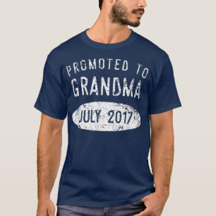 Camiseta Promoted to Grandma July 2017 Cute Pregnancy Anno