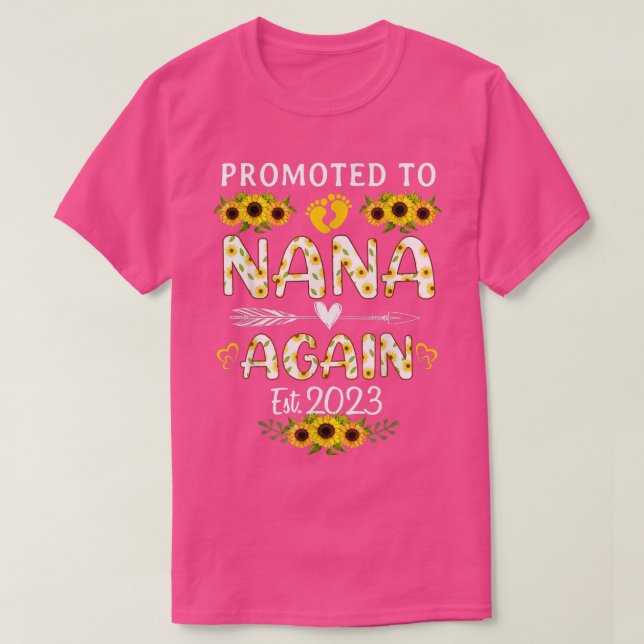 Camiseta Promoted To Nana Again 2023 Sunflower New Nana  (Diseño del anverso)