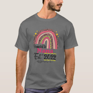 Camiseta Promoted To Nana Est 2022 Rainbow Mother's Day