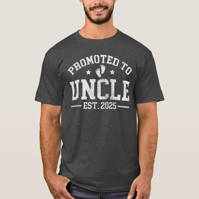 Camiseta Promoted to Uncle est 2025 Baby Announcement for U (Anverso)