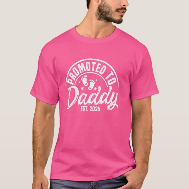 Camiseta Promovido A Daddy Est. Papá Noel 2025 (Anverso)