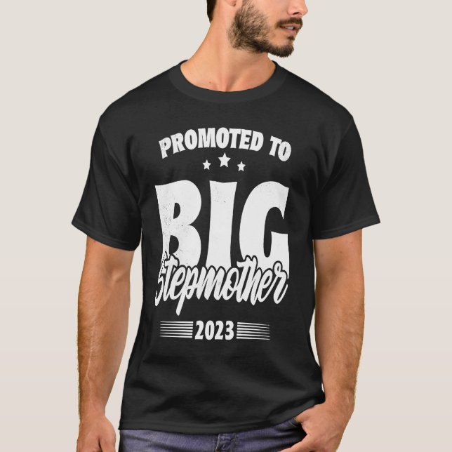 Camiseta Promovido A Gran Madrastra Pronto Para Ser Gran Es (Anverso)