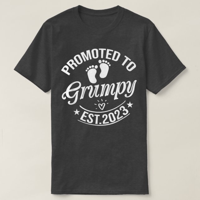 Camiseta Promovido A Grumpy 2023 Invitación De Embarazo (Diseño del anverso)