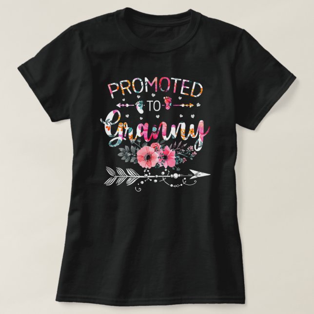 Camiseta Promovido A La Abuela 2022 De Novedades Graciosas (Diseño del anverso)