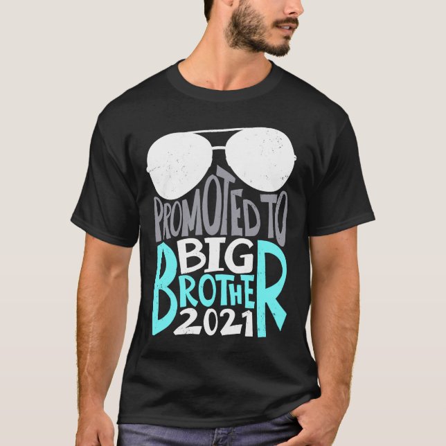 Camiseta Promovido al Anuncio de Embarazo 2021 del Gran Her (Anverso)