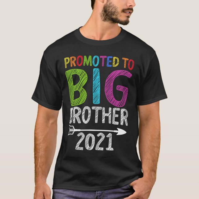 Camiseta Promovido al Anuncio de Embarazo 2021 del Gran Her (Anverso)