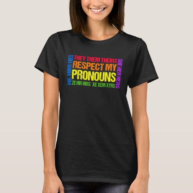 Camiseta Pronoun Pride LGBTQ+ LGBT (Anverso)