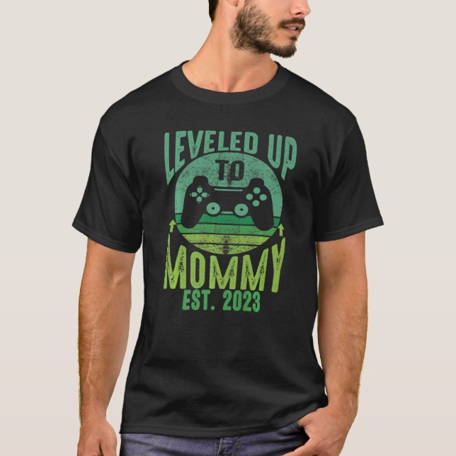 Camiseta Pronto Será Mamá 2023 Levantándose Hasta Mamá 2023 (Anverso)