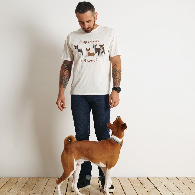 Camiseta Propiedad del Hound de Basenji de la raza del perr (Subido por el creador)