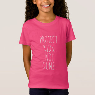 Camiseta Proteger a los niños No armas tipografía escrita a