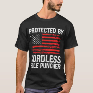 Camiseta Protegido por pistola de perforadora de agujeros i