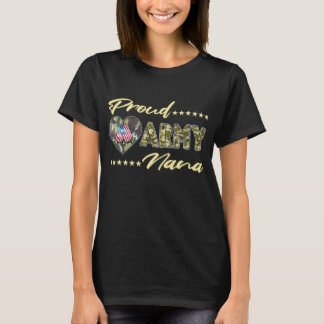 Camiseta Proud Army Nana US Flag Dog Tag Military Grandma