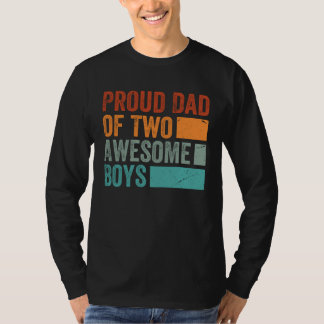 Camiseta Proud Dad of Two Awesome Boys   Father s Day  13
