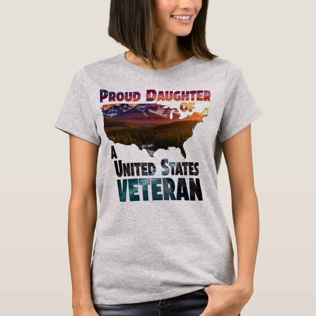 Camiseta Proud Daughter of a United States Veteran (Anverso)