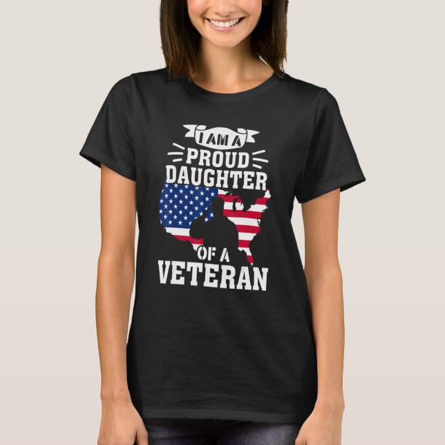 Camiseta Proud Daughter Veteran Nothing Scares Patriotic Ve (Anverso)