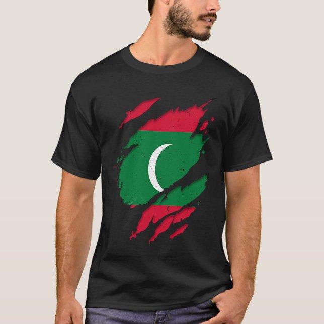 Camiseta Proud Dhivehin Torn Ripped Maldives Flag (Anverso)