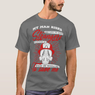 Camiseta Proud Firefighter Fireman Wife Gift 