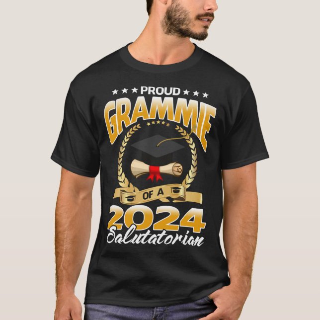 Camiseta Proud Grammie Of A 2024 Salutatorian (Anverso)