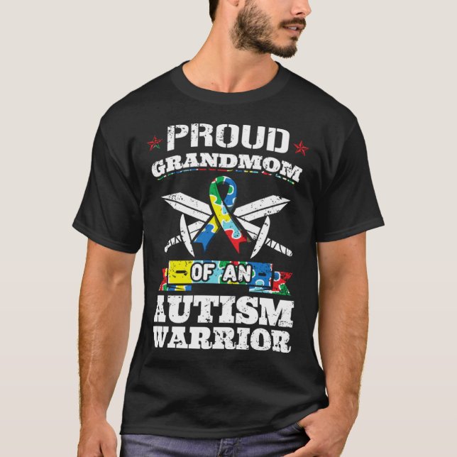 Camiseta Proud Grandmom Of An Autism Warrior Kanner Awarene (Anverso)