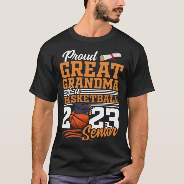 Camiseta Proud Great Grandma Of A 2023 Senior 2023 Grad Bas (Anverso)
