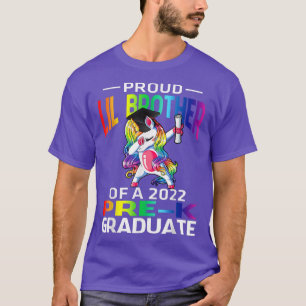 Camiseta Proud Lil Brother Of A 2022 PreK Graduate Unicorn 