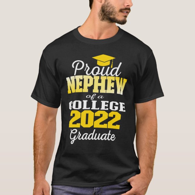 Camiseta Proud Nephew Of 2022 College Graduate Family 22 Gr (Anverso)