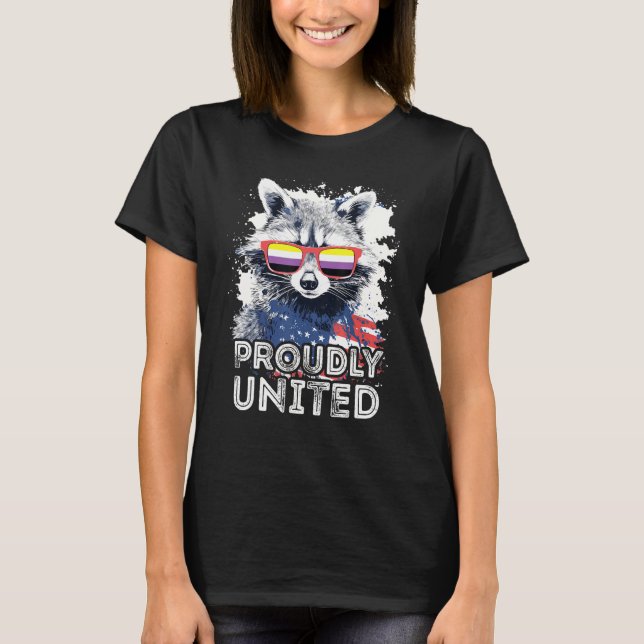Camiseta Proudly United  Raccoon Non Binary Sunglasses Flag (Anverso)