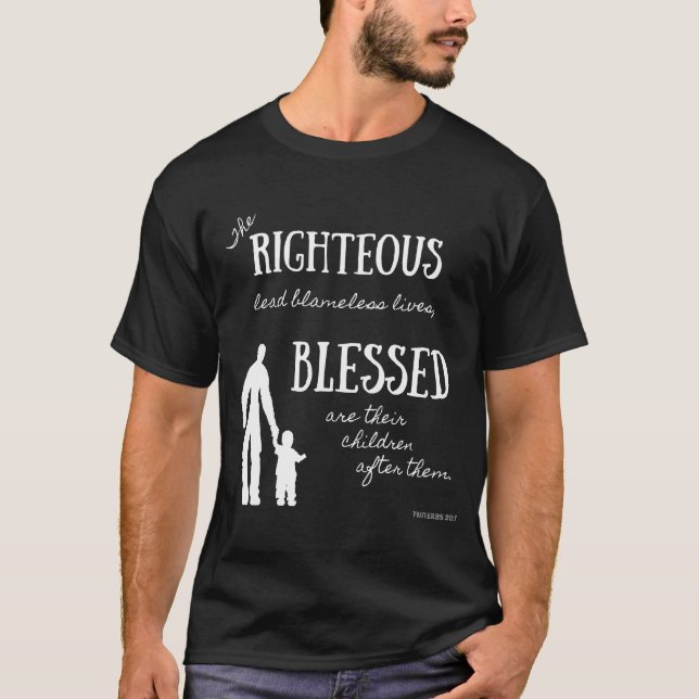 Camiseta Proverbios 20:7 Verso de la Biblia para Padres Cri (Anverso)