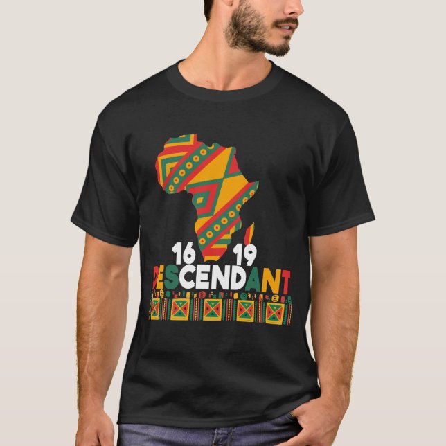 Camiseta Proyecto 1619 Mes de Historia Negra Descendente (Anverso)