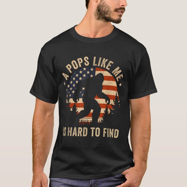 Camiseta Ps Like Me Is Hard To Find Bigfoot Usa Flag Funny  (Anverso)