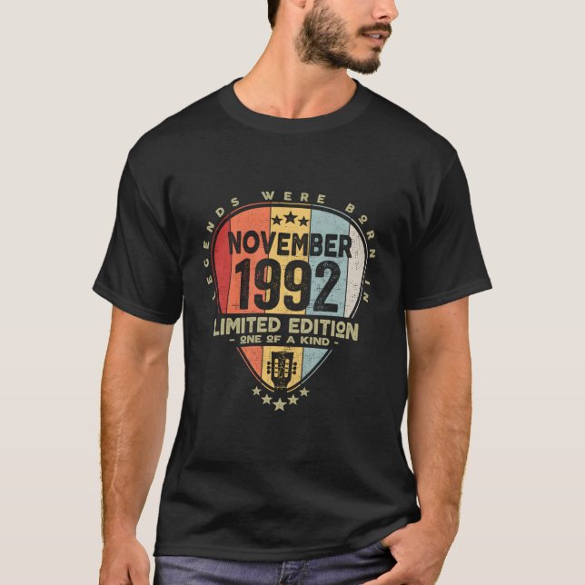 Camiseta Púa de guitarra - Las Leyendas Nacieron En Noviemb (Anverso)