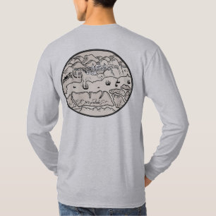Camiseta Pueblo Costero Histórico, Montañas y Barcos de Vel