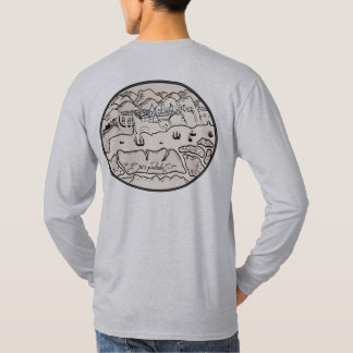 Camiseta Pueblo Costero Histórico, Montañas y Barcos de Vel
