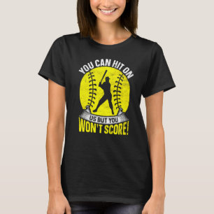 Camiseta Puedes golpearnos pero no puedes hacer sonar a Sof