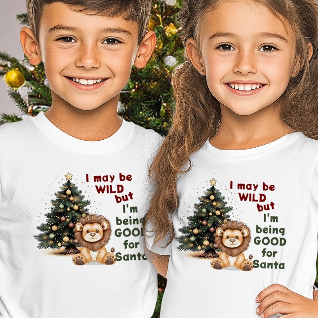 Camiseta Puedo ser Navidades salvajes, niños leones, camise (I May Be Wild Christmas Lion Kids T-Shirt)