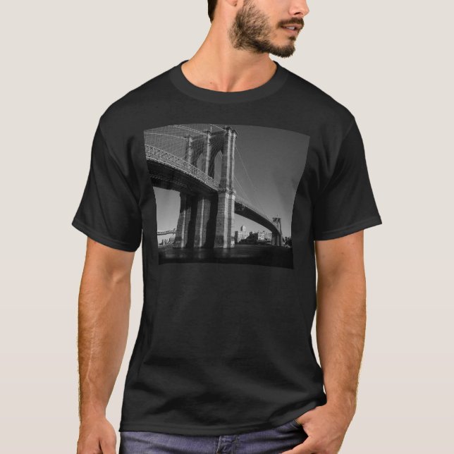 Camiseta Puente de Brooklyn Blanco y Negro (Anverso)