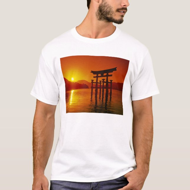 Camiseta Puerta O-Torii, santuario de Itsukushima, Miyajima (Anverso)