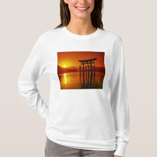 Camiseta Puerta O-Torii, santuario Itsukushima, Miyajima,