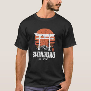 Camiseta Puerta Torii Retro Shinjuku Tokio Kanji Japonés So