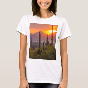 Camiseta Puesta de sol en cactus del desierto, Arizona